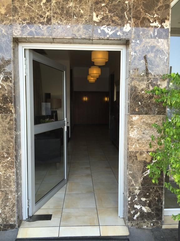 River City Inn Upington Extérieur photo