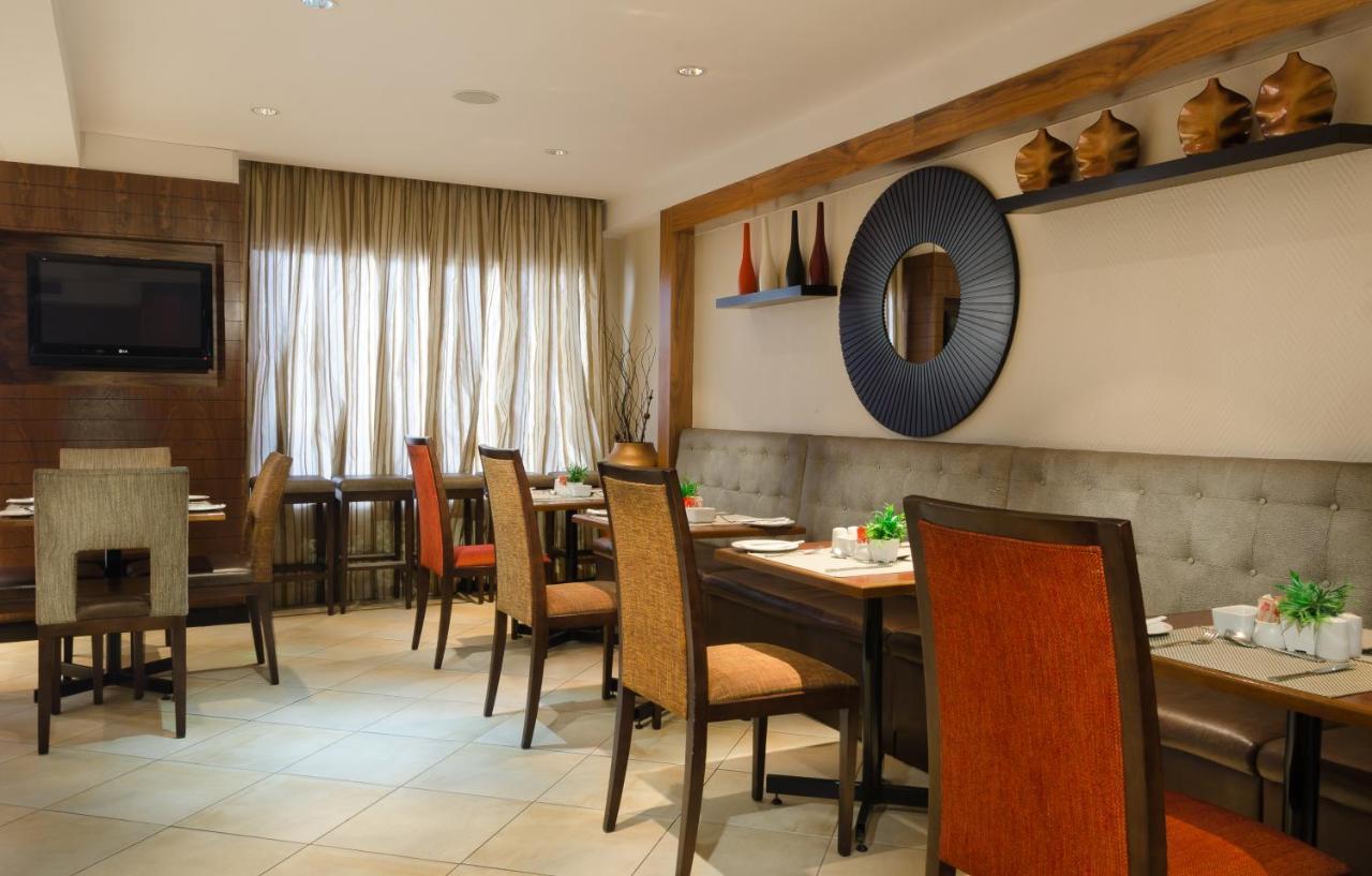 River City Inn Upington Extérieur photo